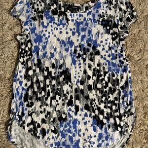 Women’s medium short sleeve top shirt